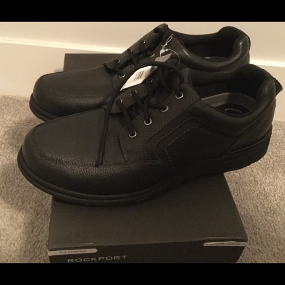 rockport slip resistant mens shoes